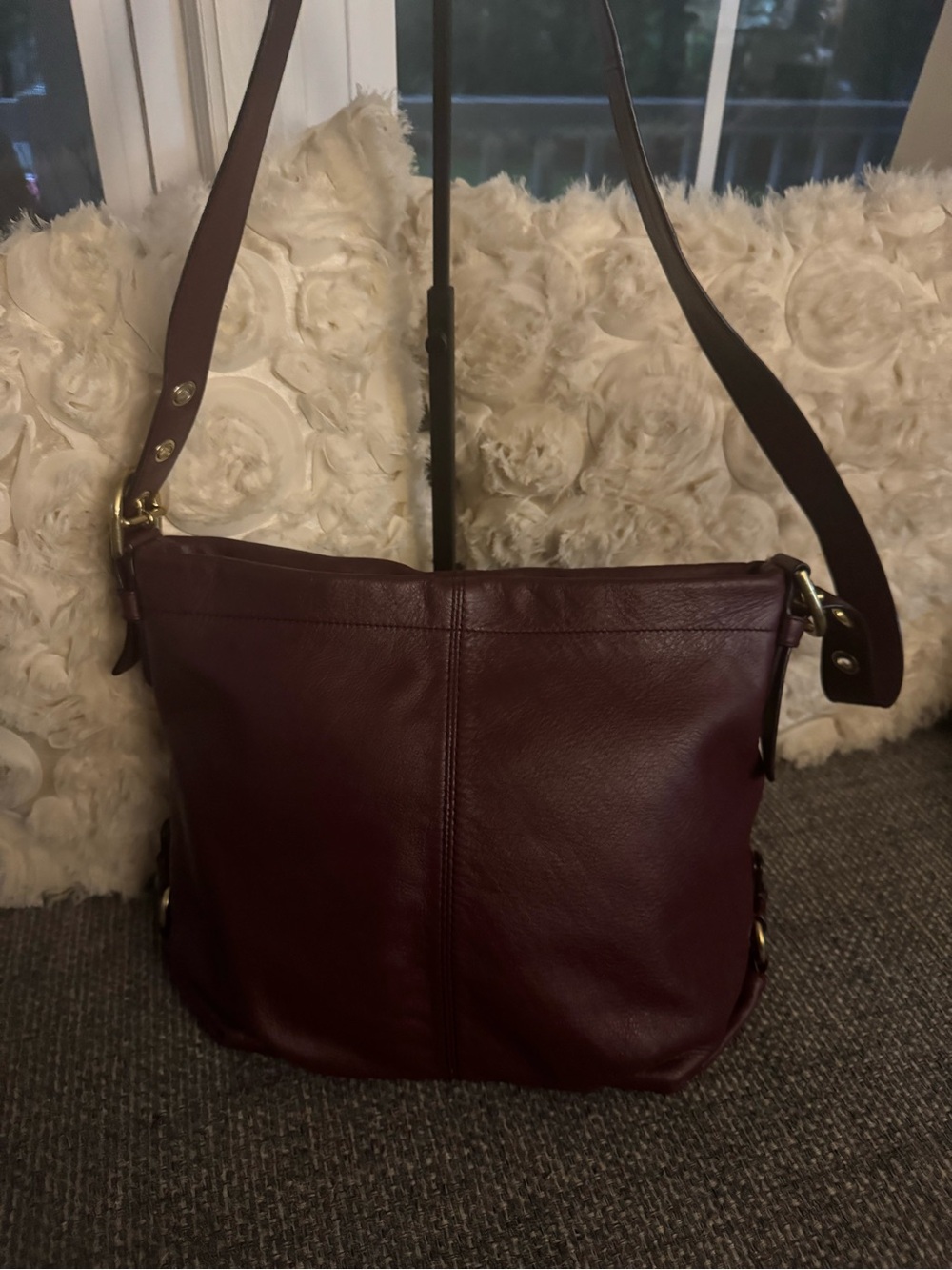 Vintage Coach Burgundy Leather Shoulder Hobo Bag Style F15064 - Picture 12 of 13